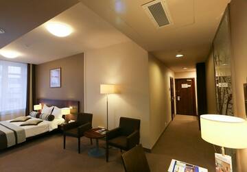 Фото номера Полулюкс с сауной Гостиница Best Western Русский Манчестер г. Иваново 3