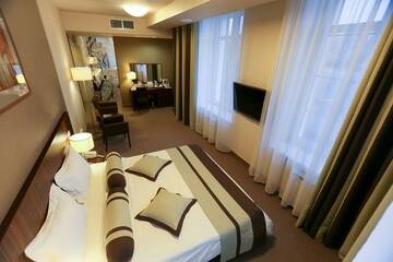 Фото номера Номер полулюкс улучшенный Гостиница Best Western Русский Манчестер г. Иваново 3