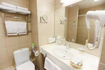 Фото номера Трехместный Гостиница Best Western Русский Манчестер г. Иваново 11