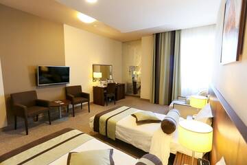 Фото номера Трехместный Гостиница Best Western Русский Манчестер г. Иваново 5