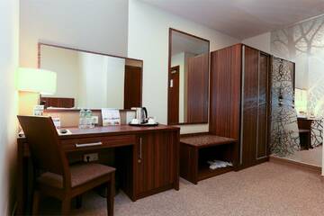 Фото номера Номер стандарт с 2 односпальными кроватями Гостиница Best Western Русский Манчестер г. Иваново 7